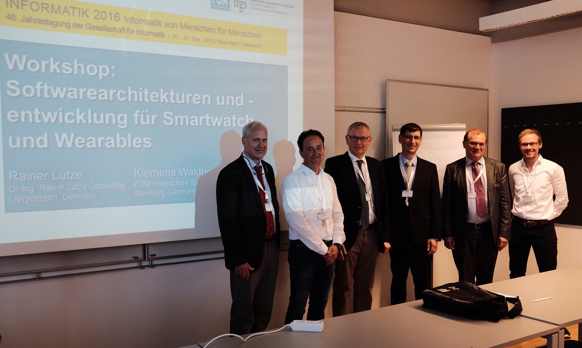 mguttenberger's tweet image. Speaker des Workshops #Wearables #Architecture #Informatik2016 #FOM @klemens1959