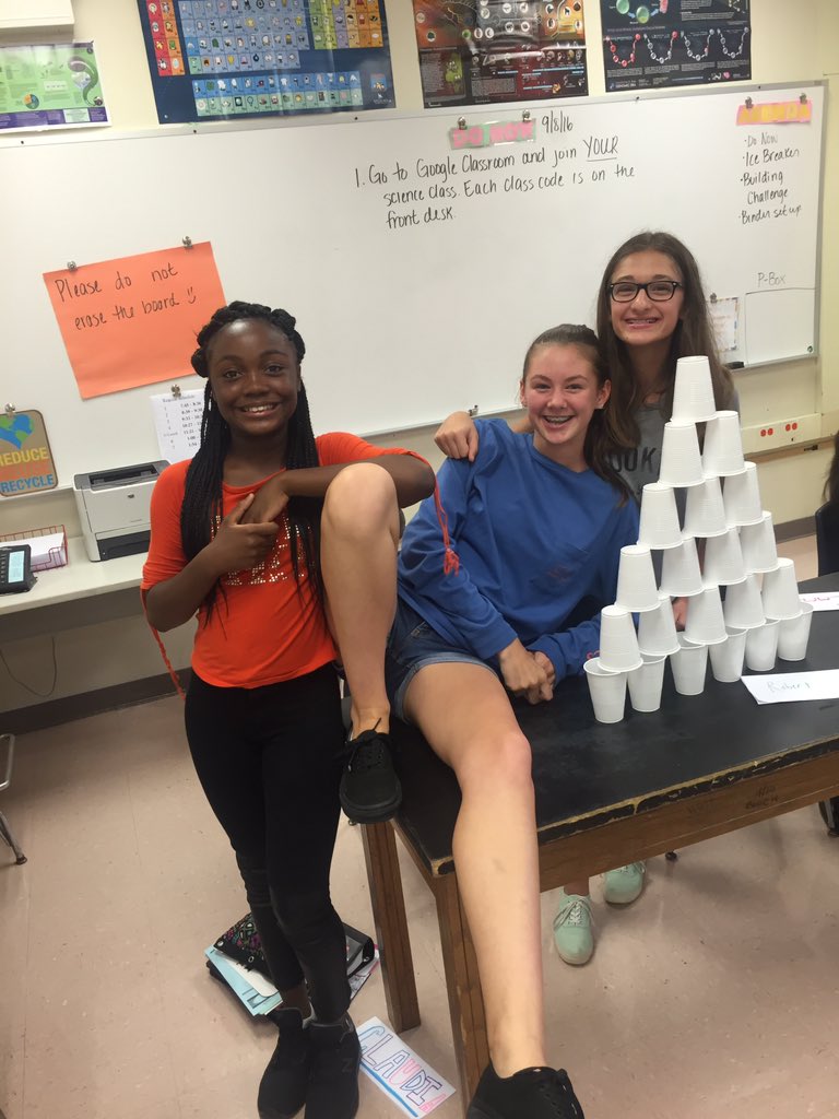 n_molinelli's tweet photo. Cup stacking challenge! @LMSNation #collaboration #mrsmolsscience https://t.co/uqc13qmUNu