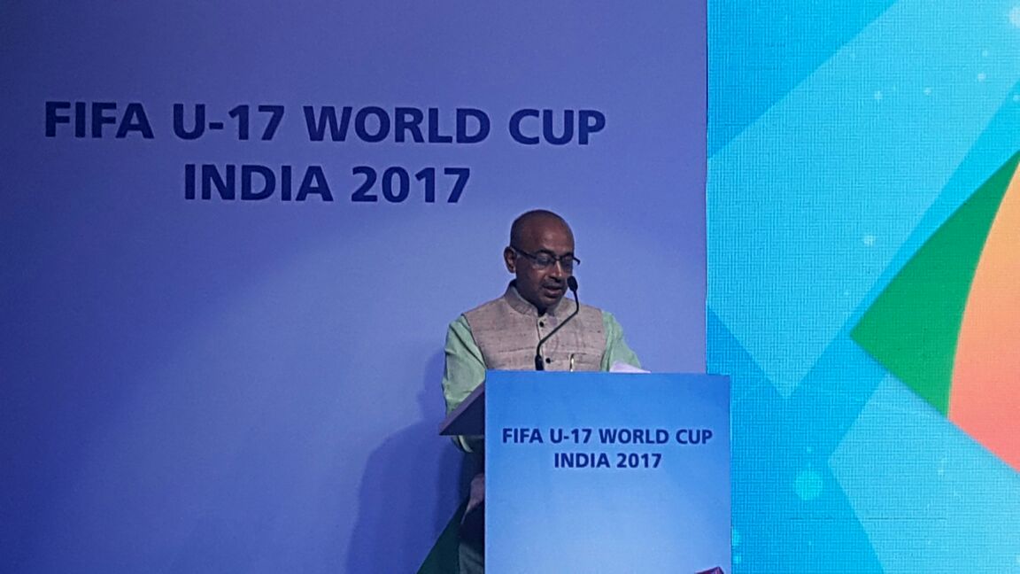 VijayGoelBJP's tweet photo. At the #FIFA U-17 World Cup 2017 Emblem Launch in #Goa. The emblem honours #India's diversity &amp; rich culture. भारतीय खेल जगत में नया सवेरा I https://t.co/mywA57YoVO