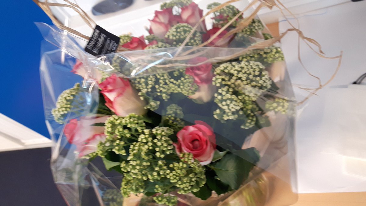 Weer twee groepen succesvol getraind <a href="/Zorgstroomop1/">Zorgstroom</a>. De deelnemers trakteerde me op bloemen + mooie evaluatie @CereinNL.