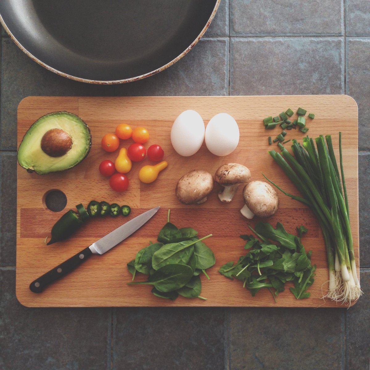 sewardcoop's tweet photo. Getting a meal on the table and lunches packed can be stressful! Here's help- https://t.co/vHUmVNy4zS! #Eatlocal #speedscratch https://t.co/ISKPtxO96d