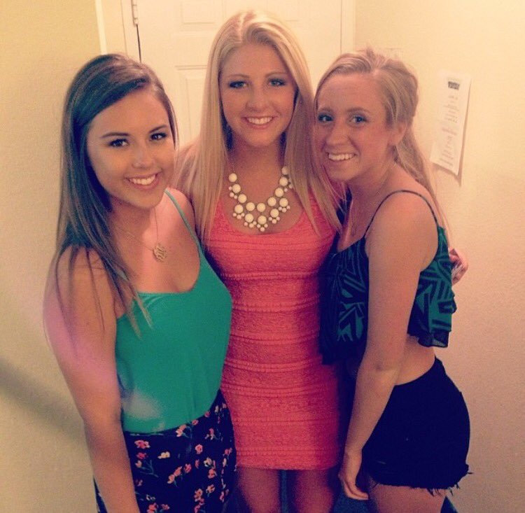 DaniDagenais's tweet photo. H21BD to my PIC and bestie. Can't believe we are still friends since the carpool days at St. E.Tbt to thriving in Tona. Ily @nicolerspring 💕 https://t.co/i950HpvObw