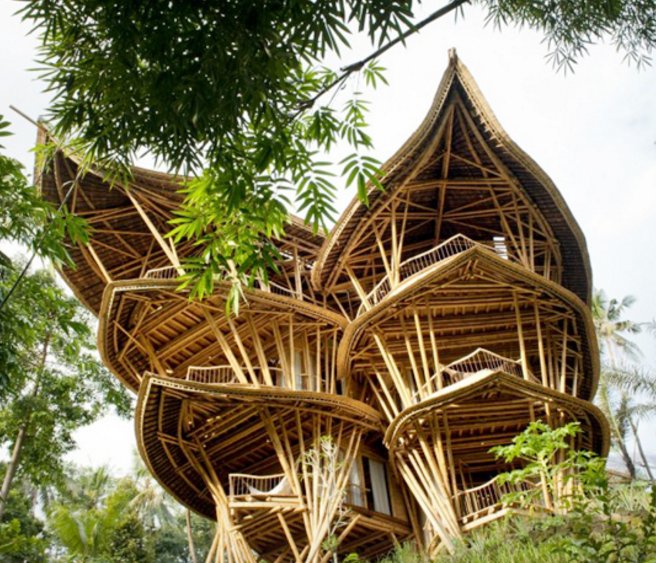 See the bamboo designs of #Greenbuild16 Master Series speaker, <a href="/elorahardy/">elora hardy</a>, featured on <a href="/inhabitat/">Inhabitat</a> ow.ly/rSmZ304Cfax