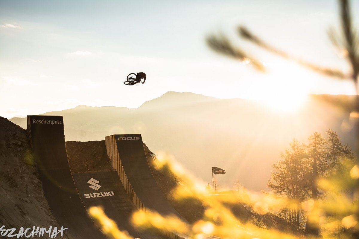 Olly Wilkins (@odub_23) on Twitter photo Check out the documentary on <a href="/NineKnights/">Nine Knights</a>
What a rad event 👊
nineknightsmtb.com/the-documentar… Check out the documentary on <a href="/NineKnights/">Nine Knights</a>
What a rad event 👊
nineknightsmtb.com/the-documentar…
