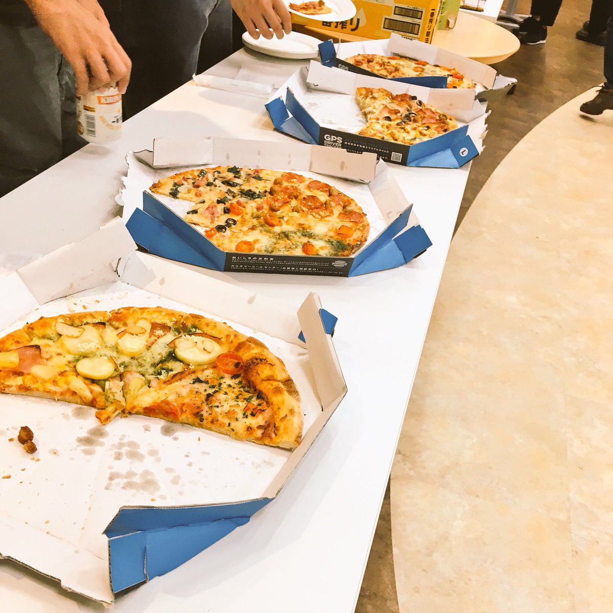 sugyan's tweet image. 🍕🍺 #reactjs_meetup