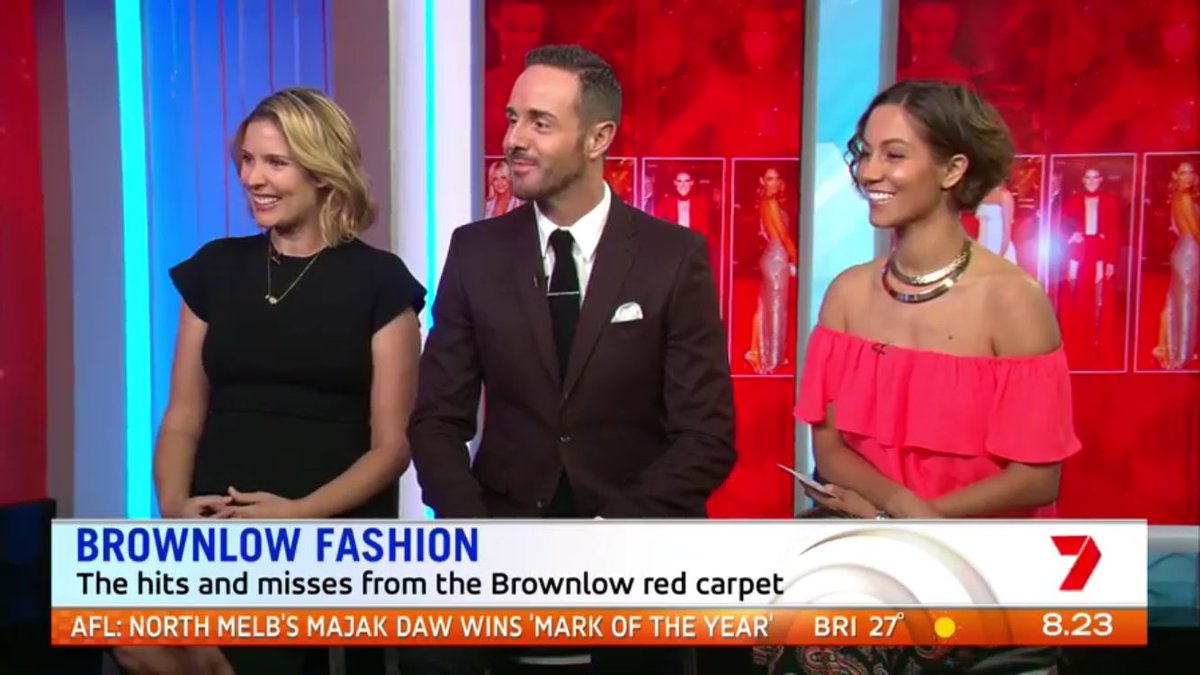 Chatting #BrownlowMedal red carpet style with <a href="/ellehalliwell/">Elle Halliwell</a> and  <a href="/lynettec_bolton/">Lynette Bolton</a> on <a href="/sunriseon7/">Sunrise</a> this morning