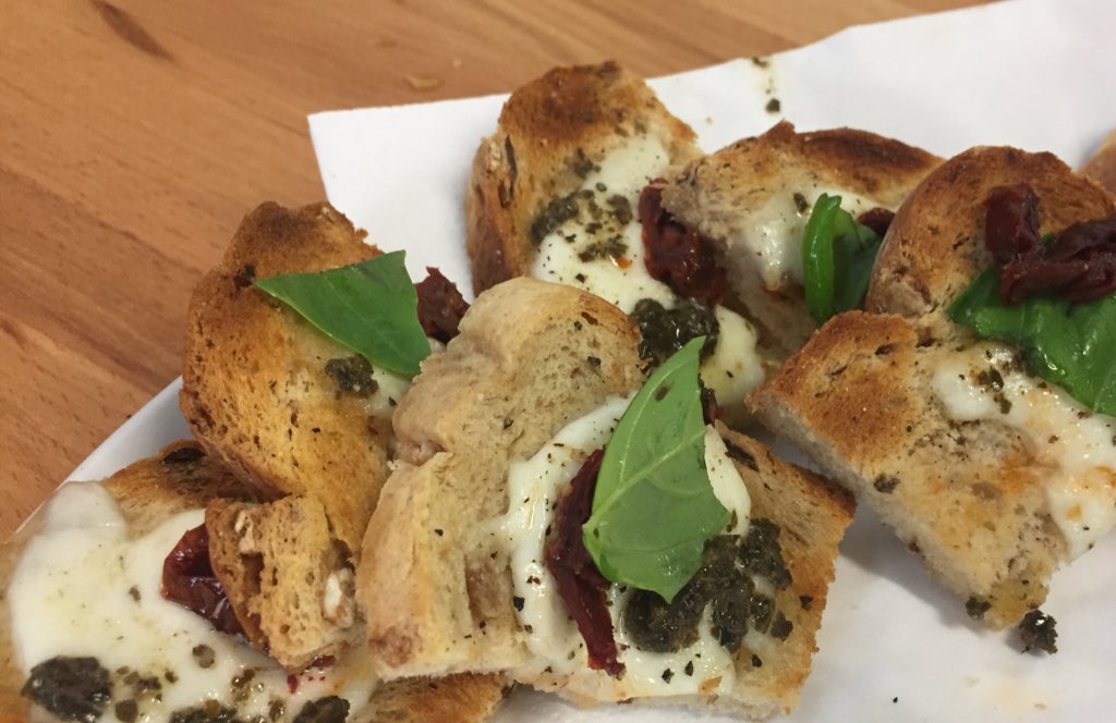 Feedclitheroe's tweet image. Our customers are enjoying The Greek, The Thai, The Italian #feedme