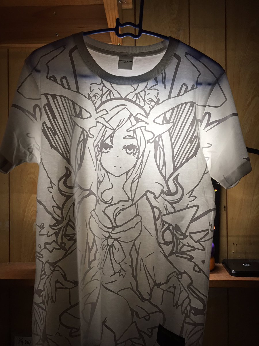 アイス モンスト勢 No Twitter ルシファーホワイトのtシャツ飾っても全然見えません でもランプを利用するといい感じになりましたね Xflagpark ルシファー