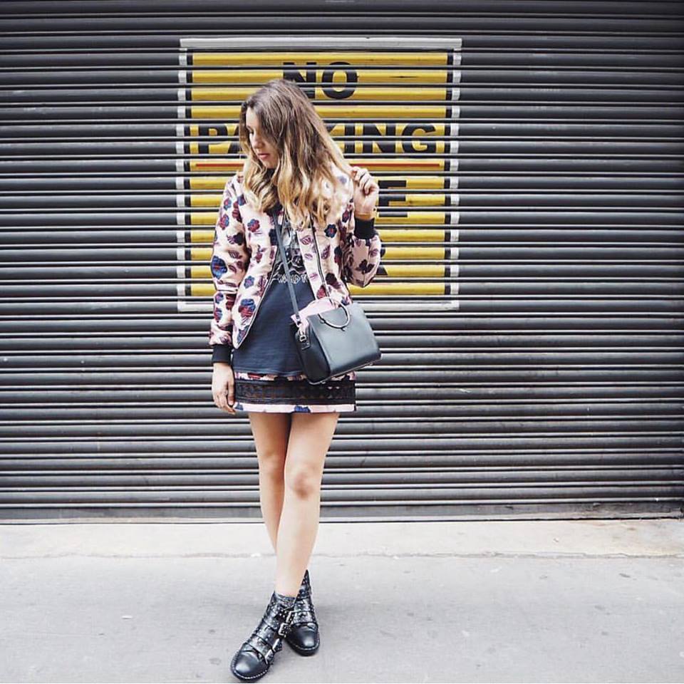 ATENCION AMIGAS:Para todas las que os habíais quedado sin la #bomber del momento la hemos vuelto a pedir para vosotras.#glamorousuk