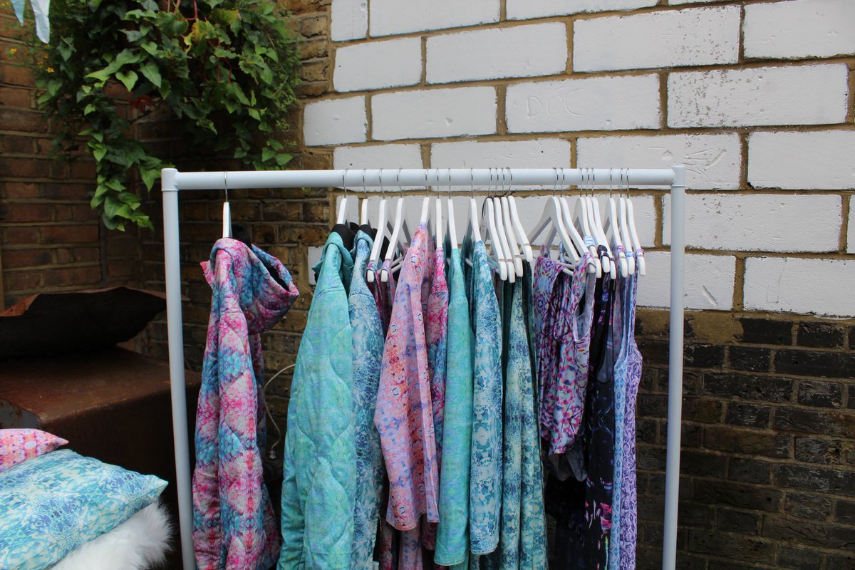 Tootopia's tweet photo. A few from this years' handmade markets. Lots of talented designers and makers showing off their wares! #Tootopia2016 #photoalbum https://t.co/cBO3lVRQ4g