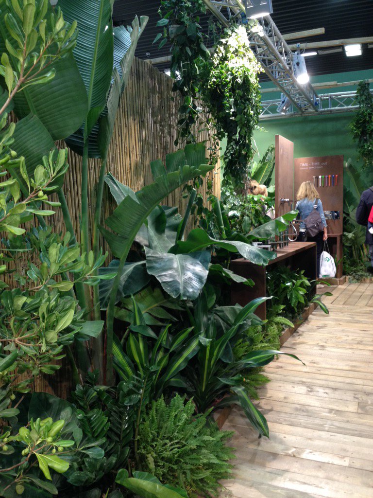 DnaDesignTrento's tweet photo. Urban jungle @CersaieOfficial stand #tremme #rubinetterietremme #design #garden https://t.co/oH5beTkmGy