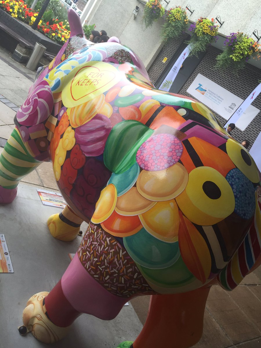 Loved seeing another <a href="/GreatBigRhinos/">Great Big Rhinos</a> <a href="/BigSweetieRhino/">Big Sweetie</a> at the <a href="/RivieraCentre/">Riviera Centre</a> today too - nice welcome for #ggn2016 delegates