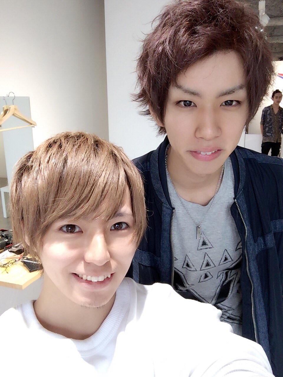 もるさん/SNS総フォロワー日本一美容師 (@TheMorusaism) / Twitter