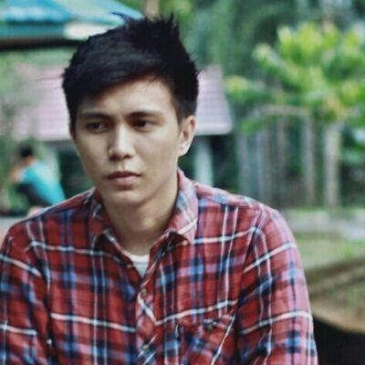 Come hangout with me on #BIGOLIVE. web.live.bigo.sg/2132403128#147…