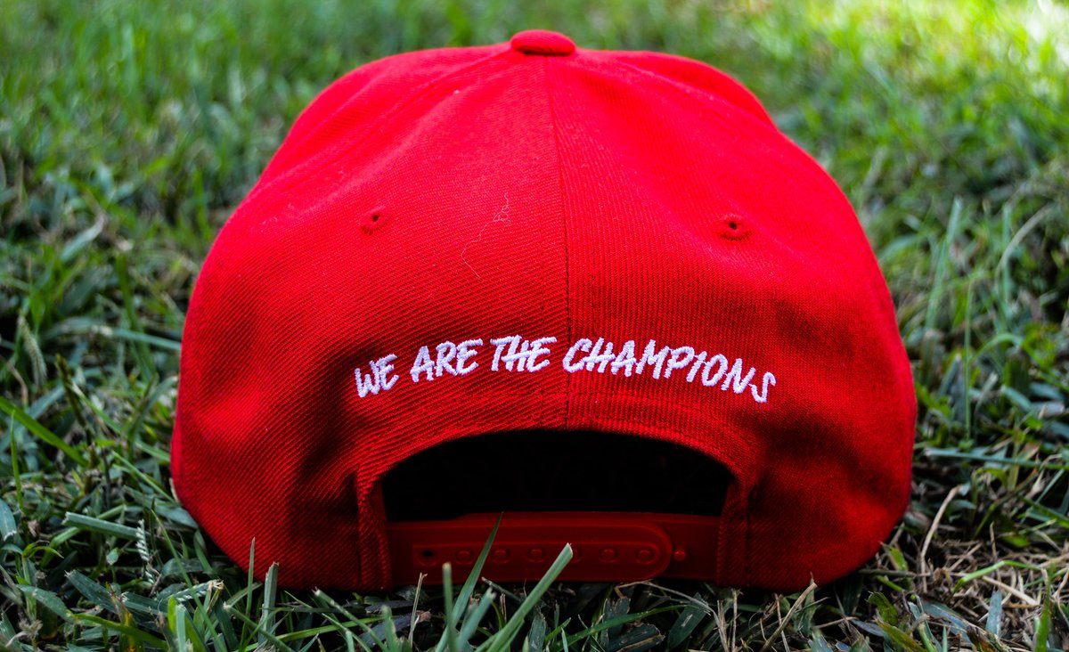 SOSIICK_LLC's tweet photo. Red, white and gold SOSIICK snapback
DM us to get yours
#SOSIICK
#SOSIICKLIFESTYLE https://t.co/kZYwbgnXtJ