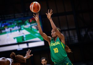 ngarcia_ng's tweet photo. Astou Traore refuerzo del IDK Gipuzkoa https://t.co/7IcR4dzUZZ https://t.co/EaftuRx8fh