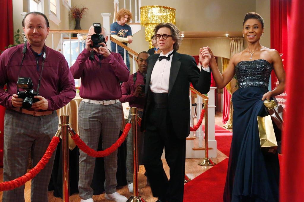 #TheNeighbors are looking fabulous!