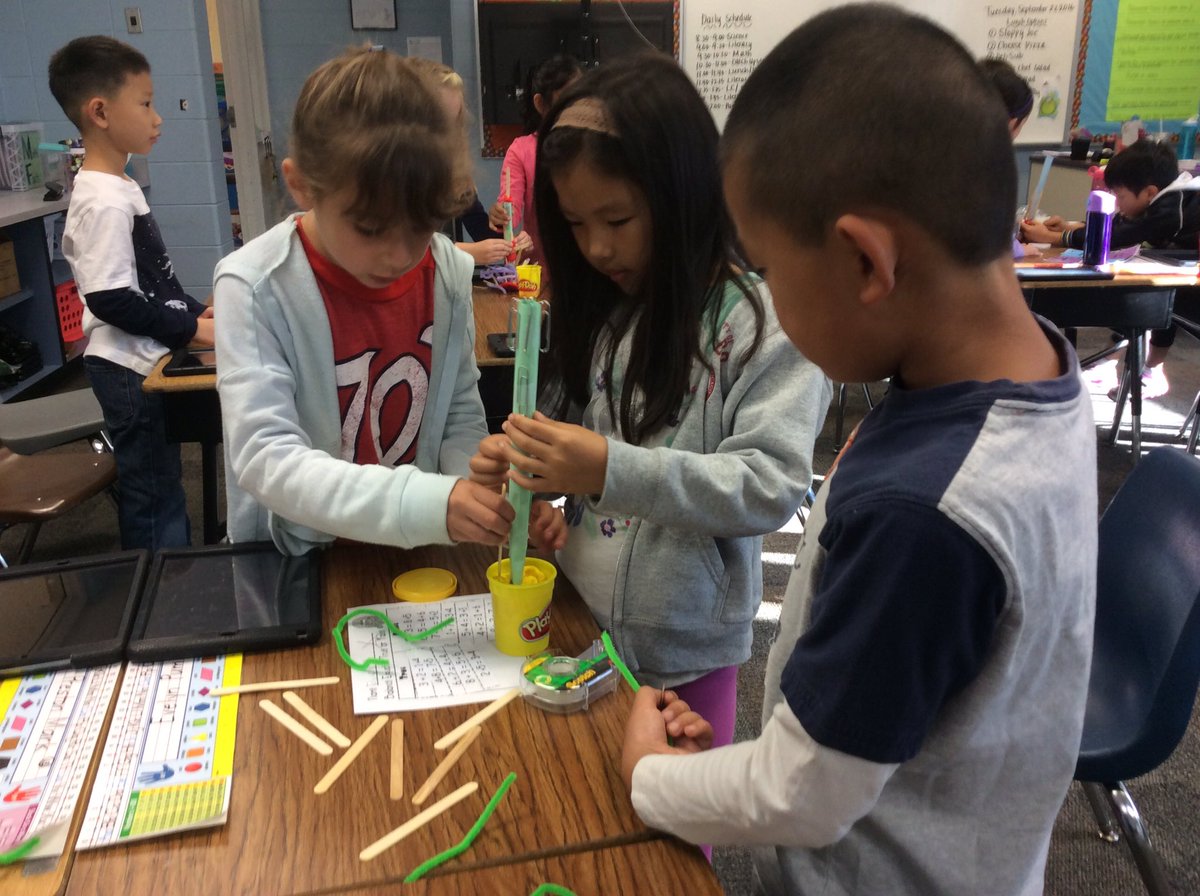sgomberg15's tweet image. Building towers with what we learned about roots in science! #inspire96 #TCIscience