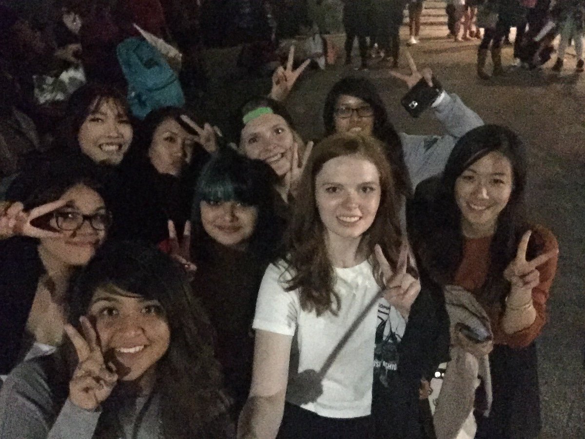 Natasha335's tweet photo. It's been 1 year since I saw BTS at #HighlightInToronto! I'm so thankful for all the friends I made β€ It was one of the best days ever π https://t.co/hd9PWj7Hxc