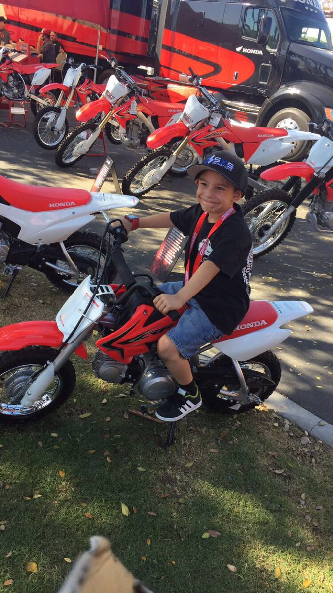 current_customs's tweet image. @current_customs he wants one for Christmas