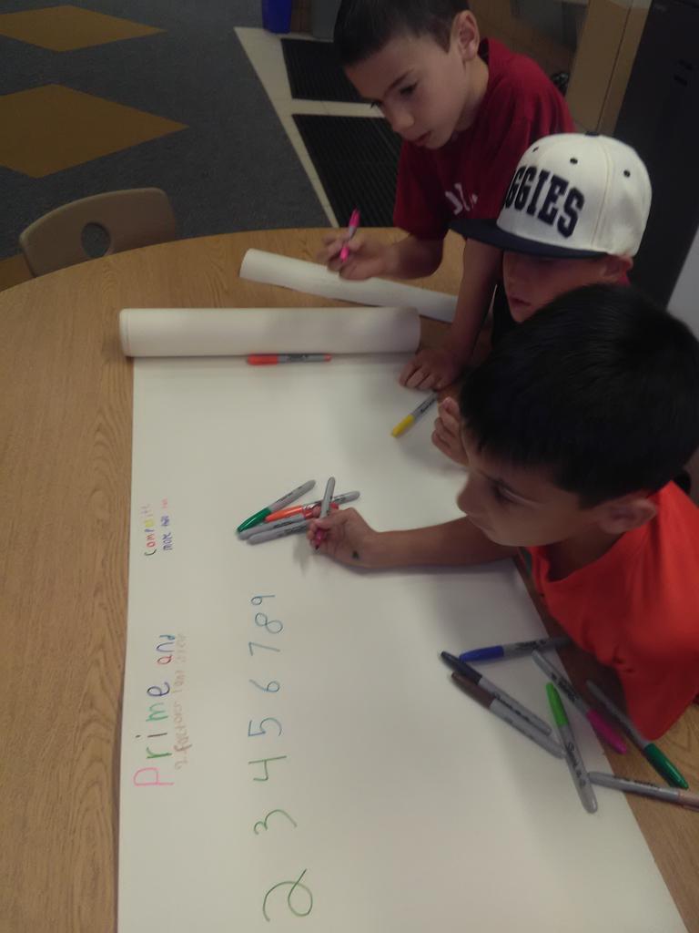 SraSparks's tweet image. Loved helping in third grade today. #propertiesofoperations #mathrocks #tceteamwork#algebraicthinking