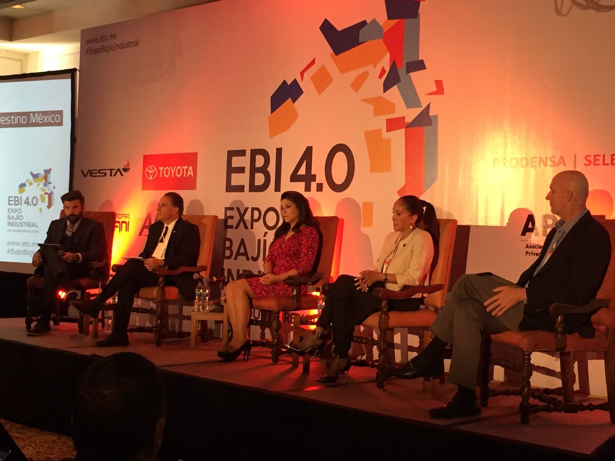 NewsSanmiguel's tweet photo. #EBI4 la llegada industria automotriz llegó con retos como la mano de obra y creamos centro de capacitación: Guillermo Romero @SDESGTO #SMA https://t.co/Ioga4PK3SC
