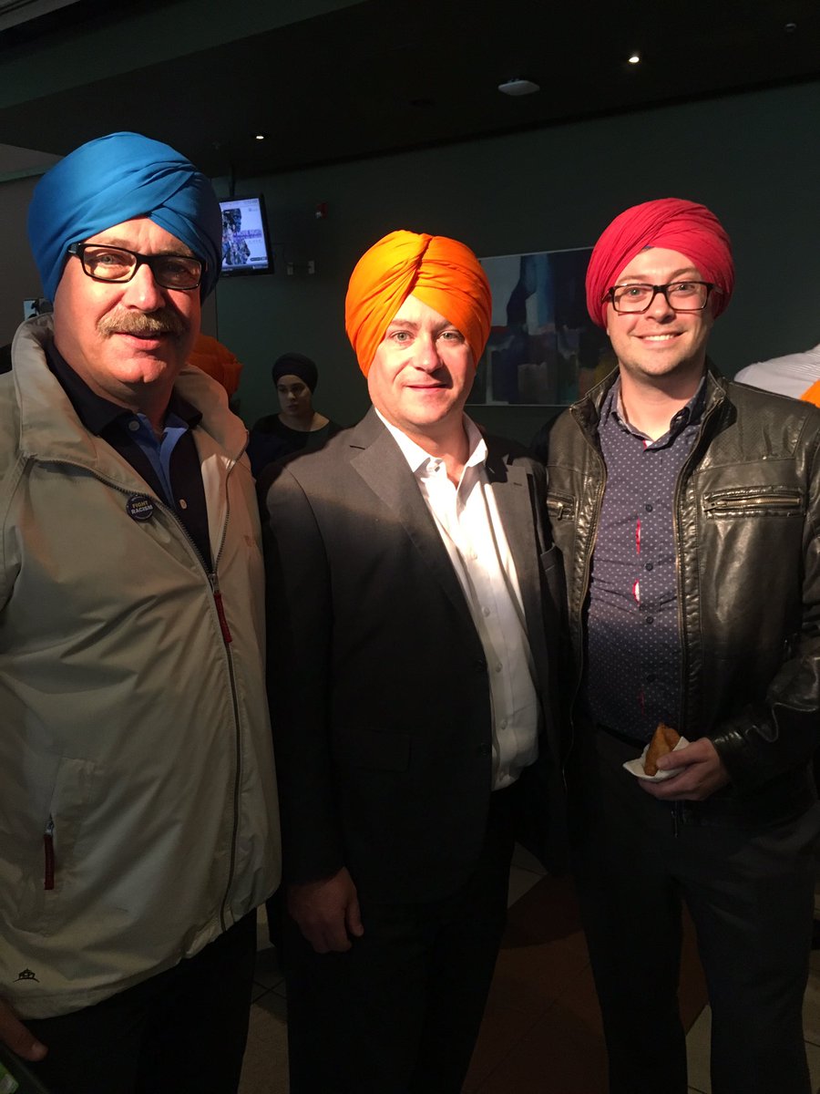 abpcmla's tweet image. .@RicMcIver with caucus staffers @KevinWeidlich and @Synaptwit at #TurbanEhYEG. #funkyourturban #MakeItAwkward #ableg