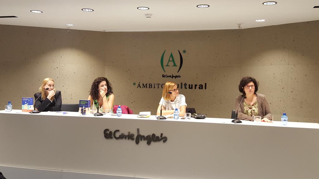 valcarcel_mi's tweet photo. #Ellastambienescriben en @ambitocultural.Inteteresante debate con @NoemiTrujillo @leila_na #IsabelFuentes y #LauraRevuelta @EdTurpial https://t.co/fXIIyqEMwS