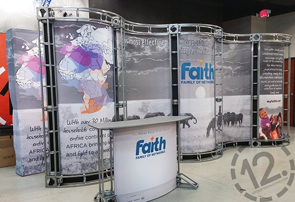12pointsigns's tweet image. Do you need a #tradeshow display? Let us help! #trusssystem hubs.ly/H04vP5B0
