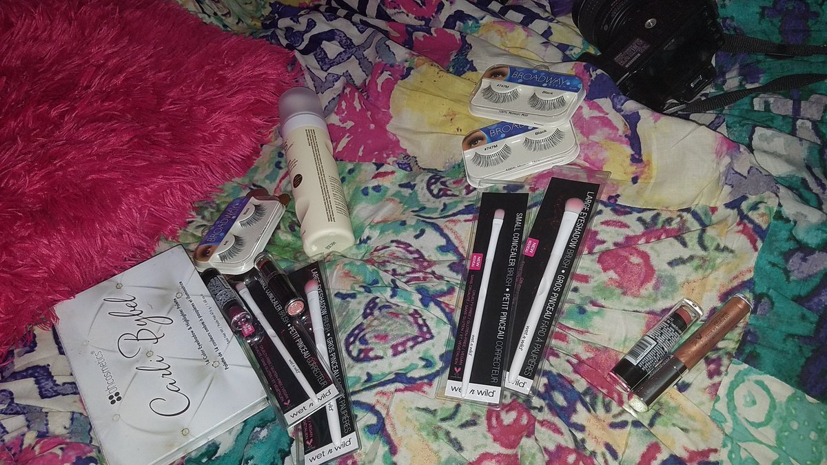 LUHSTAWNCE's tweet image. ♡ MY FIRST GIVEAWAY MAKE SURE YOU'RE FOLLOWING ME AND RT THIS ♡
youtube.com/AmberLestancia ♡ deadline: Halloween 🤘