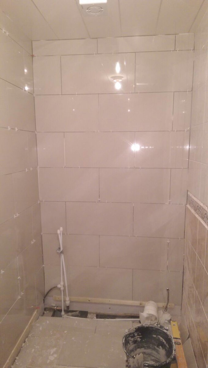 PM_Ceramics's tweet photo. #bathroom #tiling #tilers #house #renovation #porcelain #ceramic #local tilers Wall &amp; Floor Tiling Specialist #free quotes 07715 879568 https://t.co/09onkSVIcT