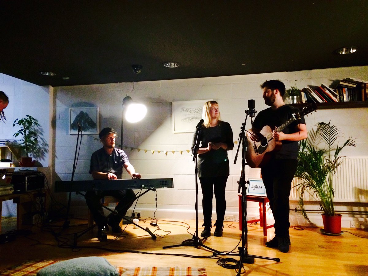 SocialButterfl3's tweet image. Thank you for a great evening of intimate acoustic live music @SofarGlasgow @forFIKAsake #sofar 👌🏻