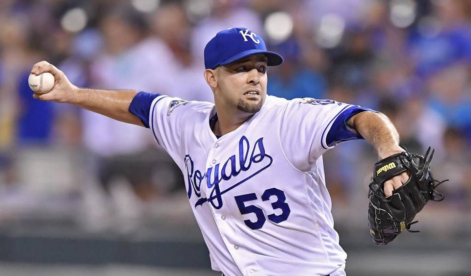 fancaster's tweet photo. KC Royals’ Dillon Gee hospitalized for blood clots, is out for season https://t.co/CByEaOtMiD Via @fancaster #DillonGee #Royals #KCRoyals https://t.co/ebQlSp7zqL