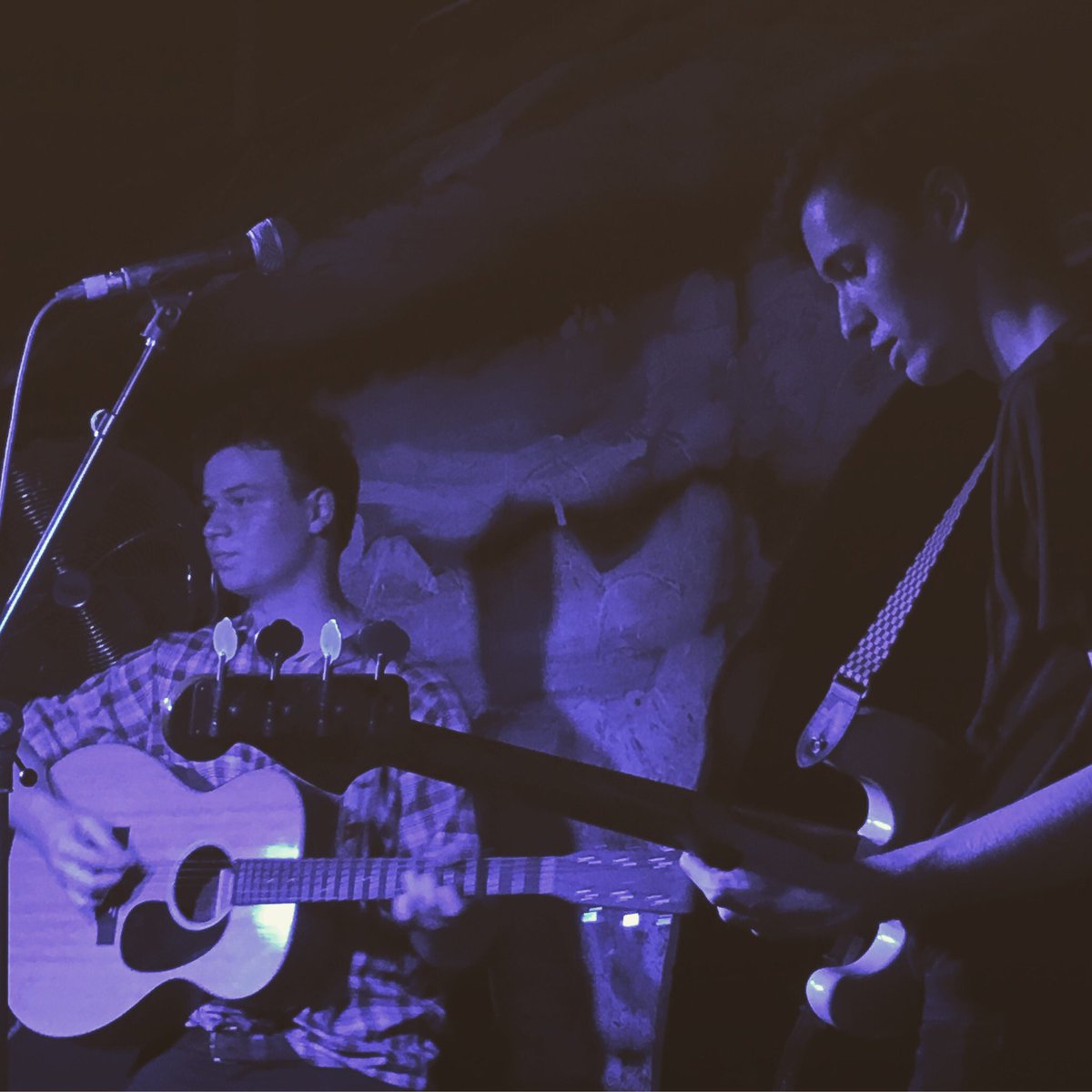 ForTheRabbits's tweet photo. Absolutely loved @thegoonsax tonight - such fabulous song writers #thegoonsax #uptoanything https://t.co/FvcT0rejFx
