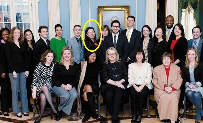 FoxNews's tweet image. FBI doc dump on email case reveals role of &apos;confidential&apos; Clinton aide  fxn.ws/2dB4lsM