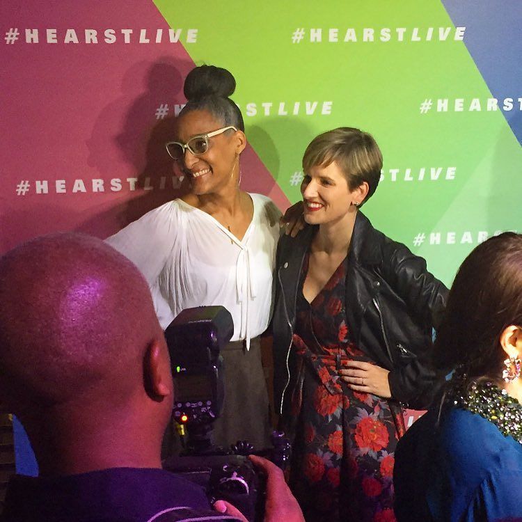 If you ever have to walk a red carpet, do it with Carla Hall, the nicest, funniest, smarte… ift.tt/2dirUpO