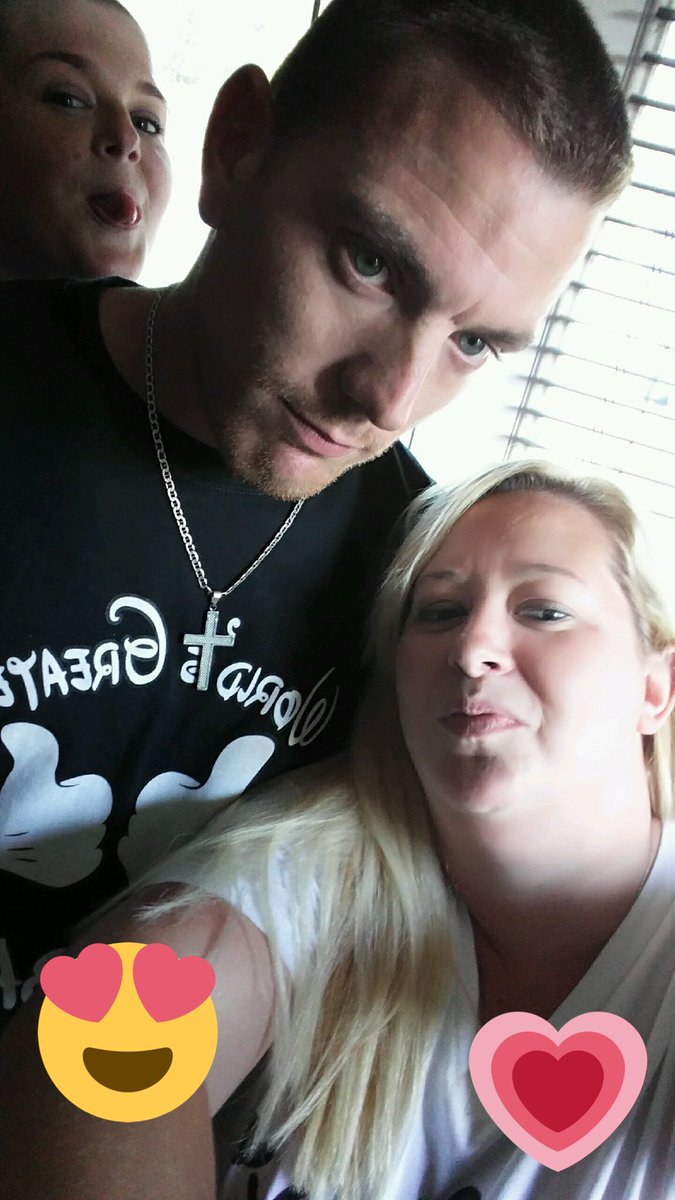 beckie (@mamaof2boyspa) on Twitter photo 