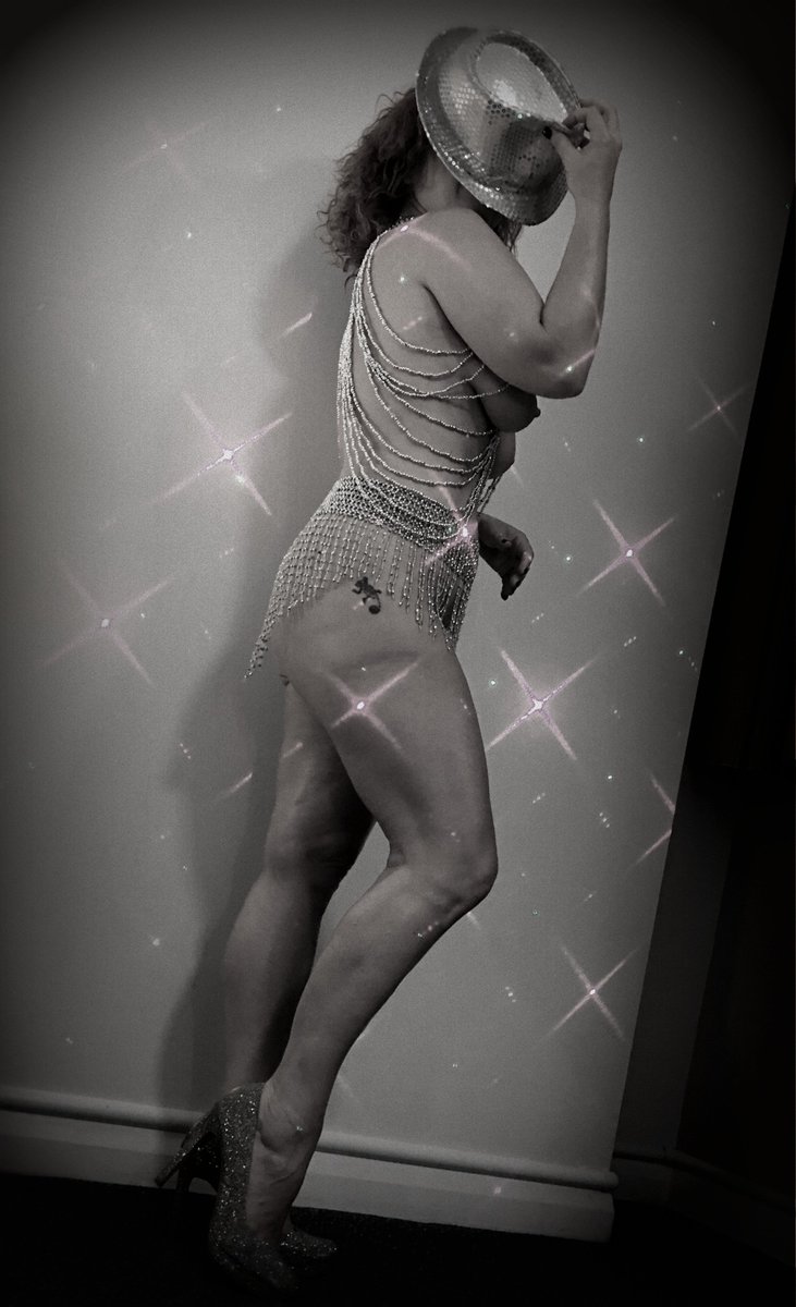 swingrs's tweet image. Party Outfit ready for Saturday @dpravedxtasia #SwingersParty Read about what happened last time - bit.ly/2aMAH31