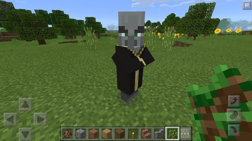 MCPE BETA 1.3 on Twitter: "The Evoker is a new mob found 
