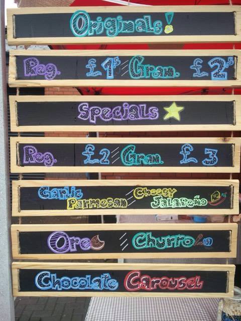 POFP_uk's tweet photo. #Sweet or #Salty? This Saturday widen your choice ! #gourmet #popcorn #Cheesy #Churro #Oreo #GarlicParmesan #ChocolateCarousel https://t.co/OhmyIN7RV4