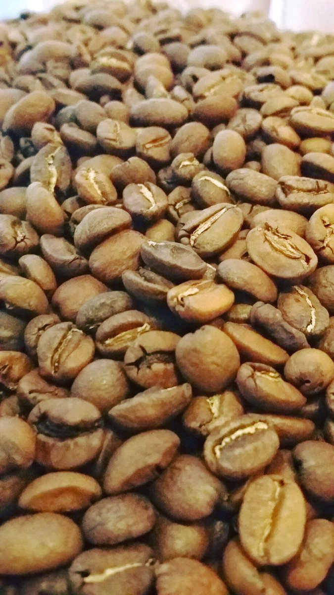 Back to basics. Blackwater blend on bar for one day only. Dialled in to perfection...@BadgerAndDodo <a href="/DubDrinksCoffee/">Dublin Drinks Coffee</a> @libertiesdublin