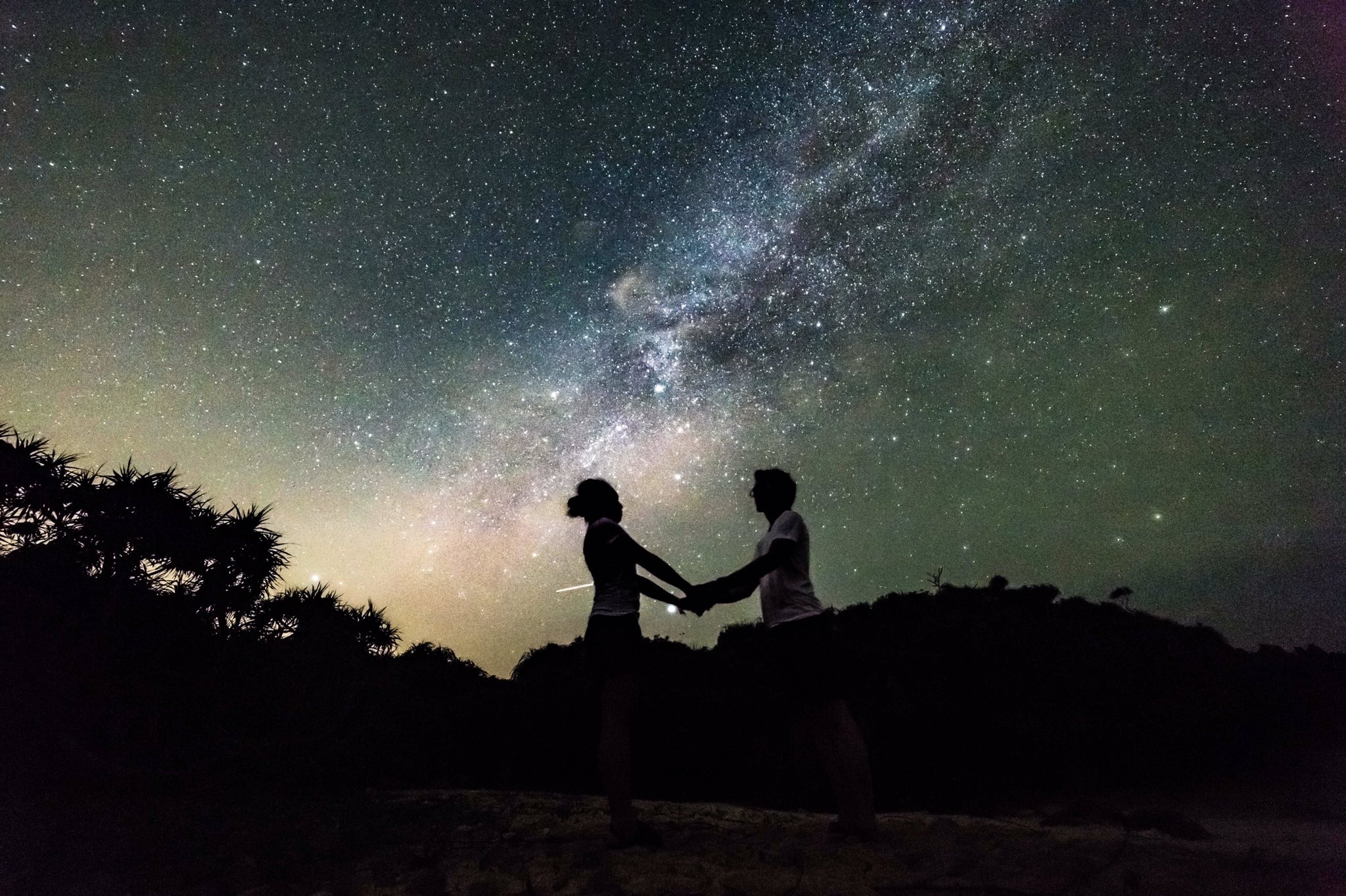 星空フォト Auf Twitter 素敵な2人のおかげで撮影の時には雲ひとつなく綺麗な星空と撮影することができました シルエット撮影 シルエット 影 満月フォト 月フォト 星空 満月 月 星空フォト 星空フォトツアー 沖縄 沖縄本島 星空フォト Auf Twitter 素敵な2人のおかげで撮影の時には雲ひとつなく綺麗な星空と撮影することができました シルエット撮影 シルエット 影 満月フォト 月フォト 星空 満月 月 星空フォト 星空フォトツアー 沖縄 沖縄本島