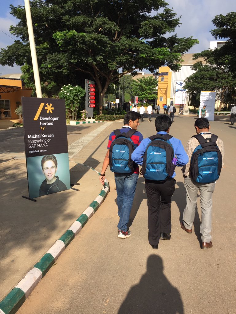 Sygyzmundovych's tweet image. Now our #DeveloperHero guys from Poland are at #SAPTechEd #Bengaluru :) Nice to see you @michal_korzen @abapblog