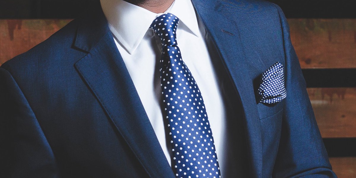 Comment choisir un costume pour homme ? On vous révèle tout : po.st/CAccxc #Mode #fashion #fashionblogger #chic #stylisme #cool