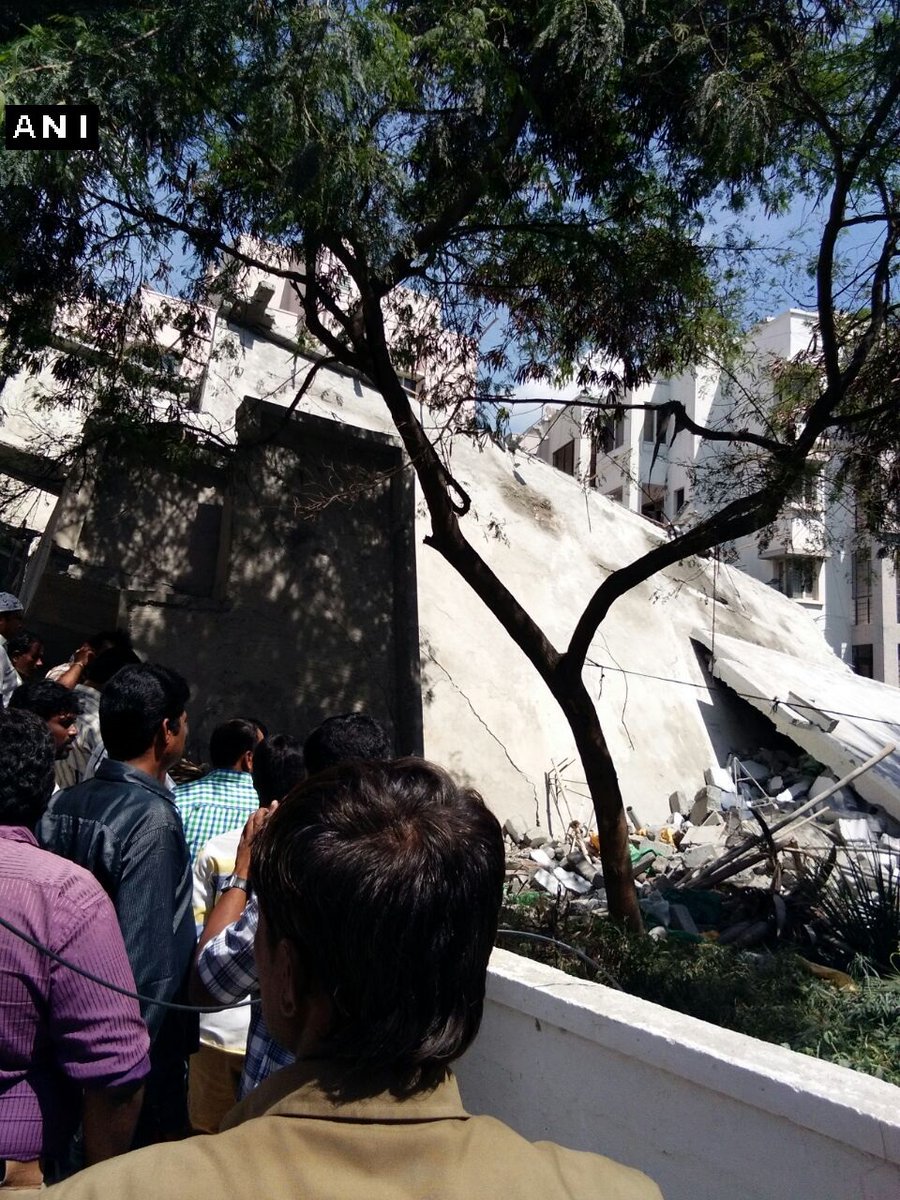 BangaloreMirror's tweet photo. #NewaAlert | 7 storey building collapses near HSR Layout in #Bengaluru. No casualties reported. Rescue operations underway. (ANI) https://t.co/Hy8AGriKfX