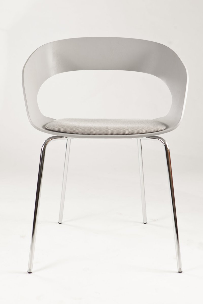 Plycollection's tweet photo. Chat chair from Plycollection. #upholstered #plywooddesign #chair https://t.co/hE1zlSualc