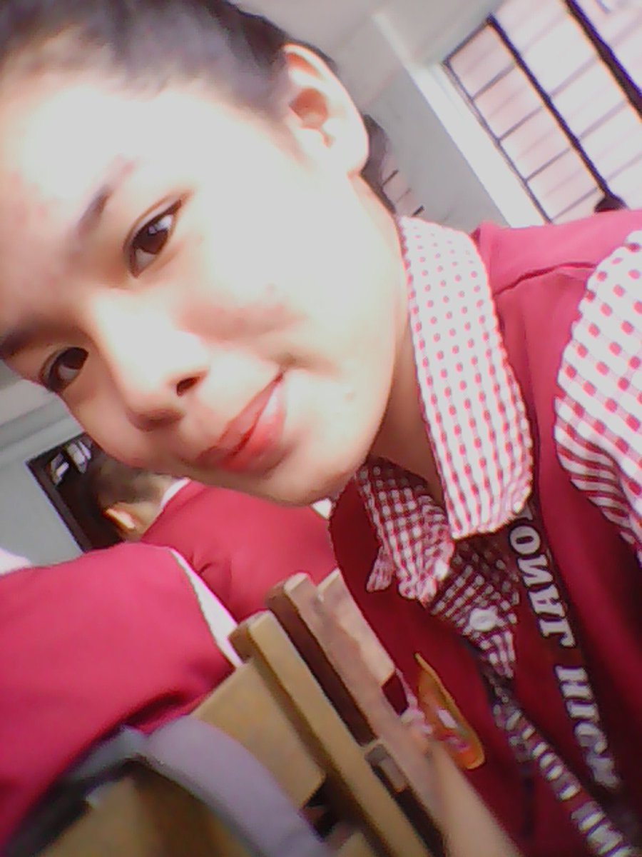 TalengSmith's tweet image. Studyante ng PCCr 👍🙋😂