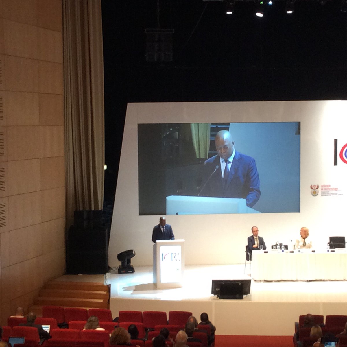 ICRI2016's tweet photo. #ICRI2016, 4th Industrial Revolution is the fusion of technology and RI must take cognizance of this says DST DG Dr Phil Mjwara at closing. https://t.co/K10VdzPdLq