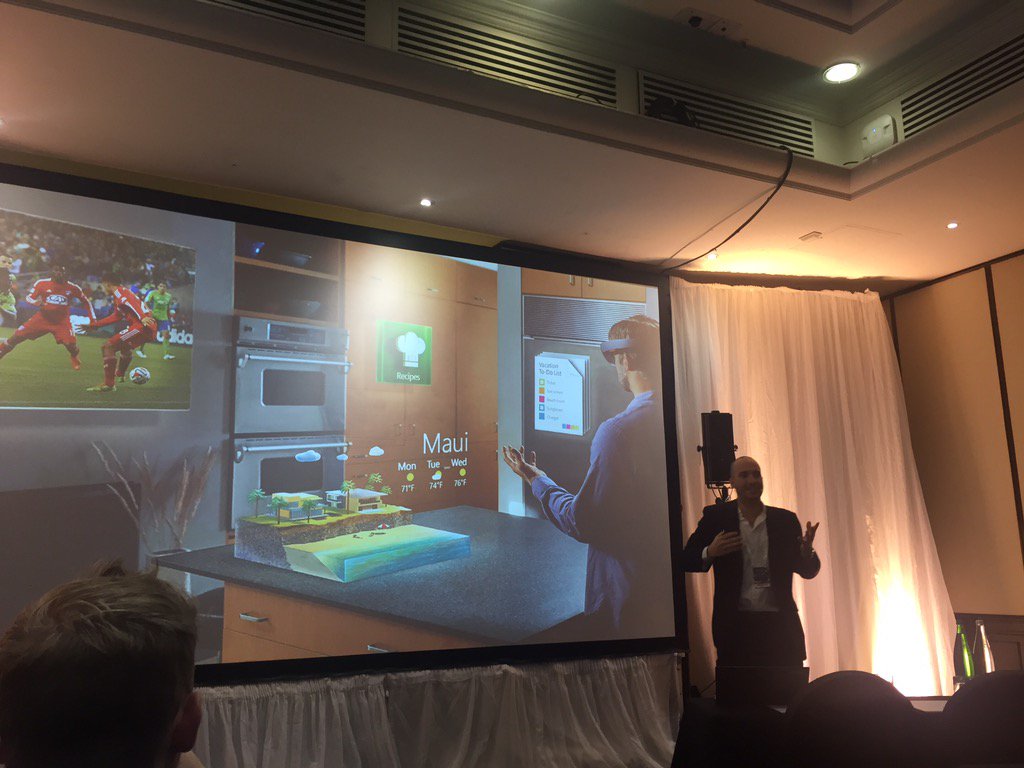 adelebeachley's tweet photo. Cracking start to Day 3 - brilliant breakfast session talking AR/VR with @lenovo Hugo Fernandez #SOTIsync16 #lenovo https://t.co/JtsH87w3Cw