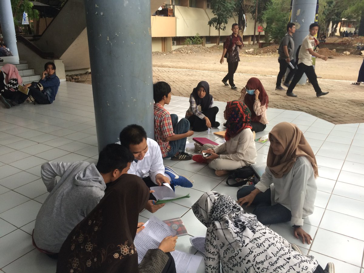 himahi's tweet photo. #NowHappening
Bedah artikel isu Reklamasi di Pelataran Baruga A.P Pettarani UNHAS
#INTRO2016 https://t.co/ZR3RAKWRDl